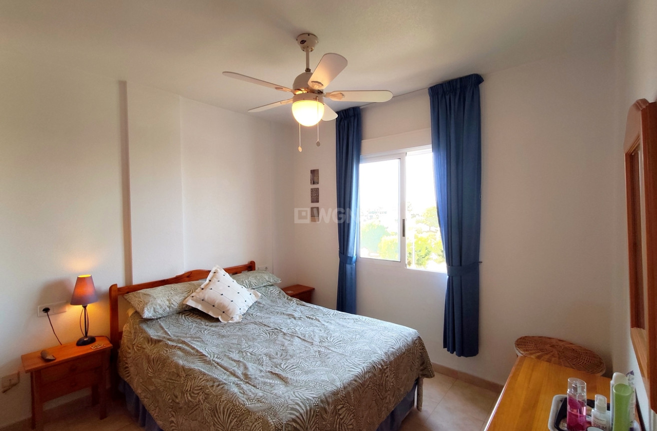 Odsprzedaż - Mieszkanie w bloku - La Zenia - Costa Blanca