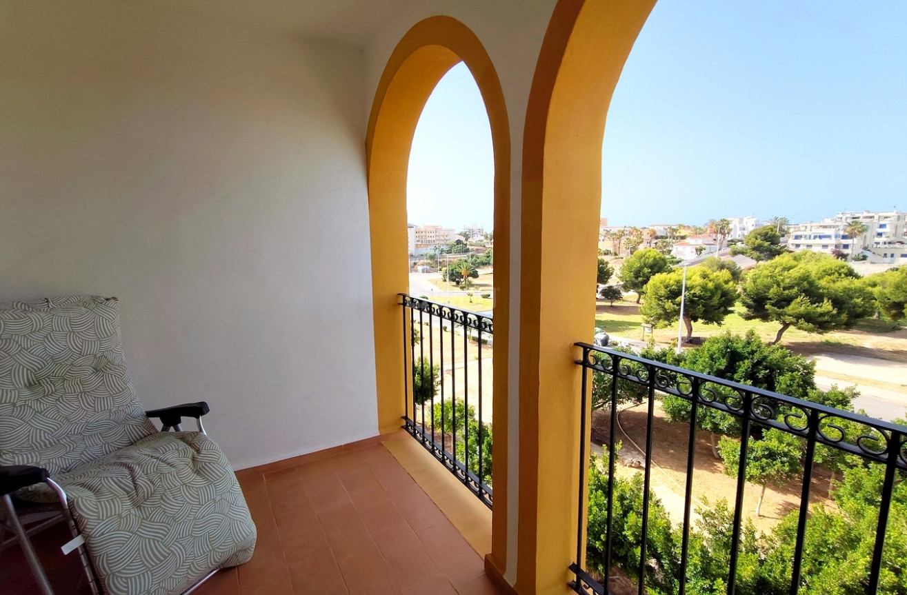 Odsprzedaż - Mieszkanie w bloku - La Zenia - Costa Blanca