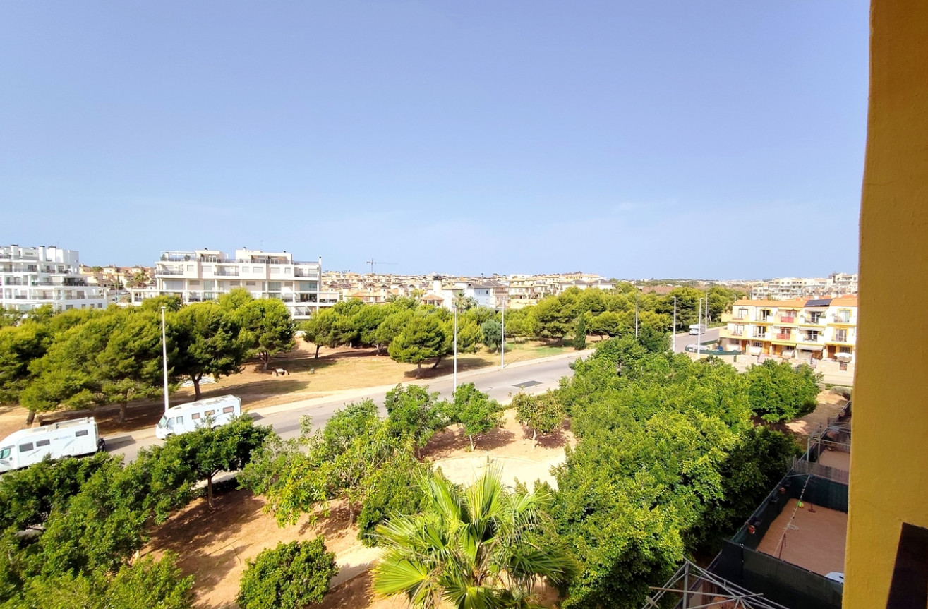 Odsprzedaż - Mieszkanie w bloku - La Zenia - Costa Blanca
