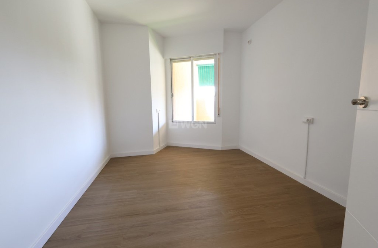 Odsprzedaż - Mieszkanie w bloku - Orihuela Costa - Costa Blanca