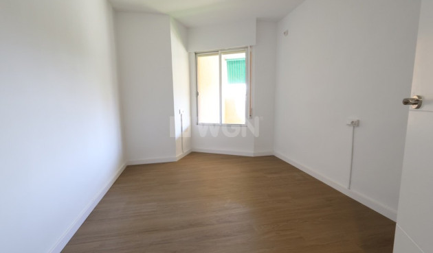 Odsprzedaż - Mieszkanie w bloku - Orihuela Costa - Costa Blanca