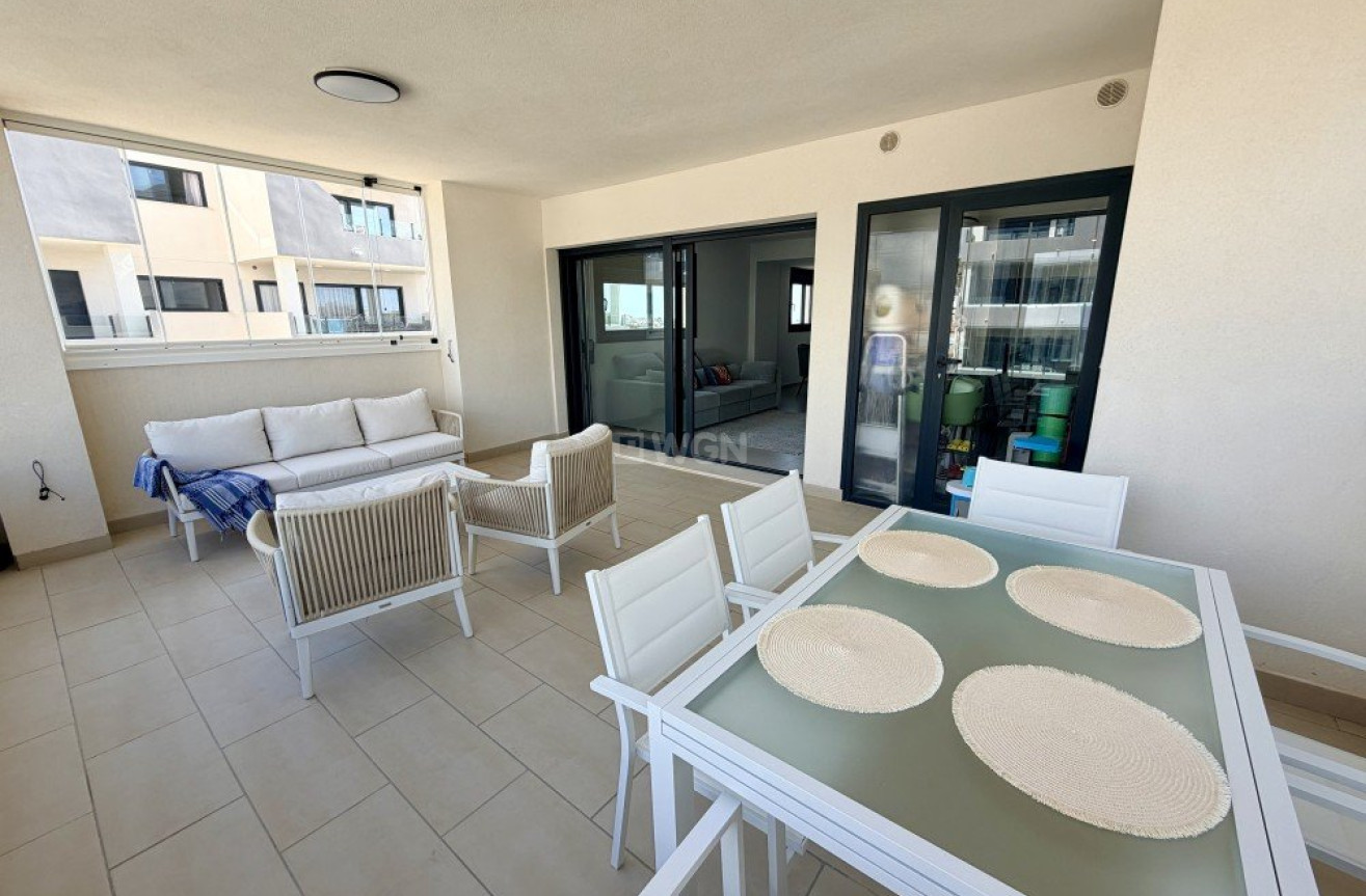 Odsprzedaż - Mieszkanie w bloku - Orihuela Costa - Costa Blanca