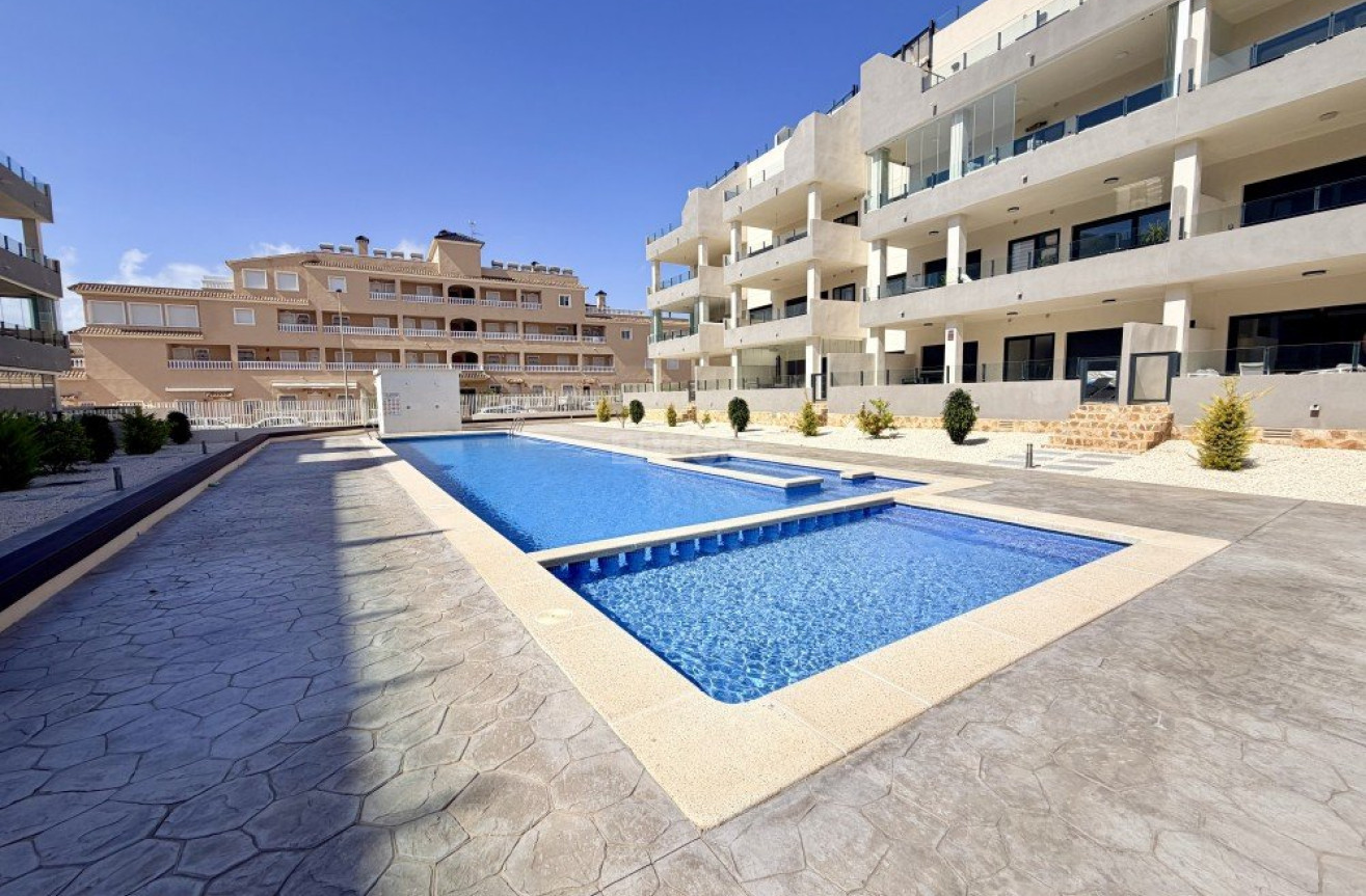 Odsprzedaż - Mieszkanie w bloku - Orihuela Costa - Costa Blanca