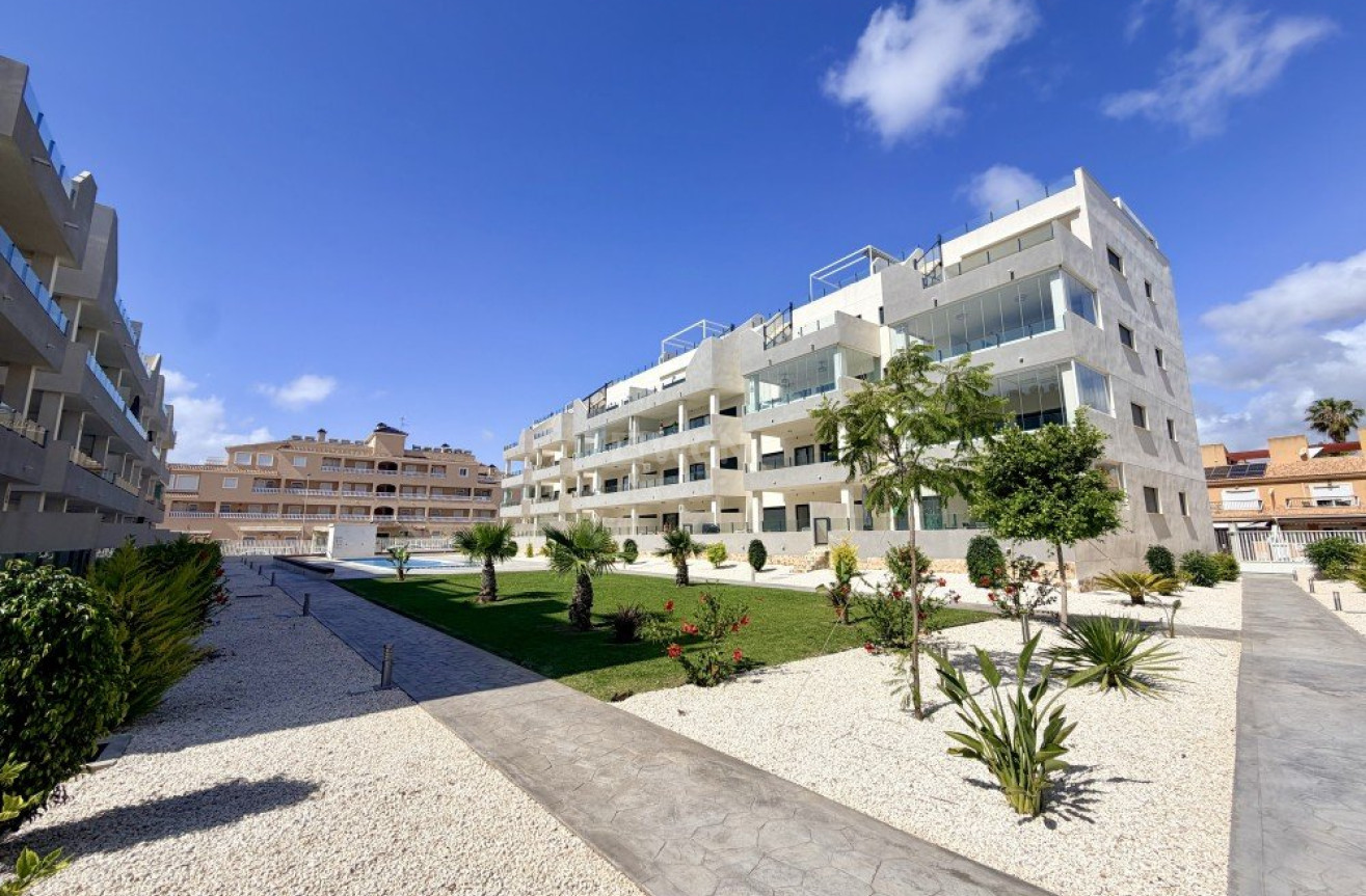 Odsprzedaż - Mieszkanie w bloku - Orihuela Costa - Costa Blanca