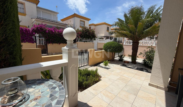 Odsprzedaż - Kamienica - Orihuela Costa - Los Dolses