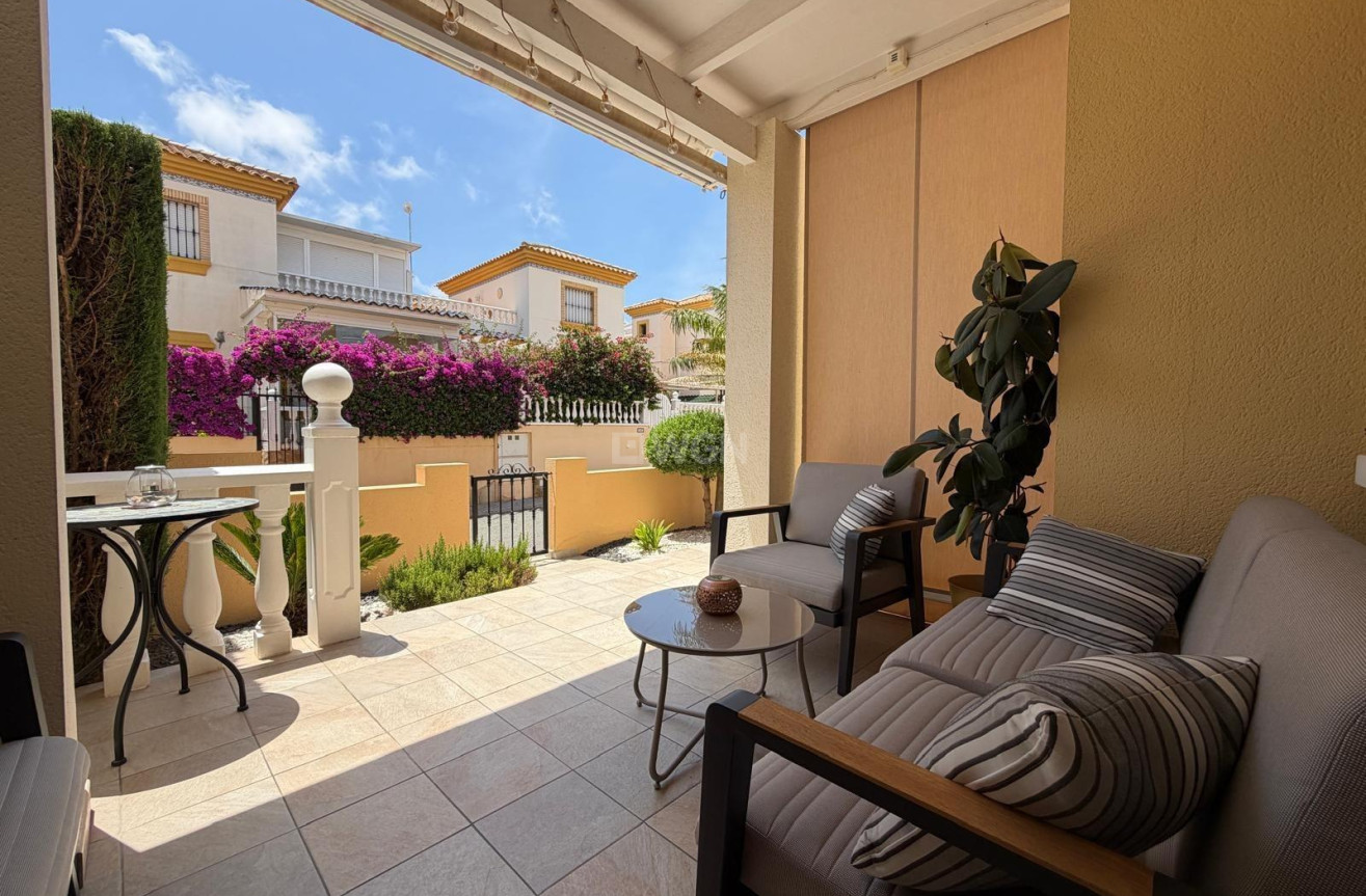 Odsprzedaż - Kamienica - Orihuela Costa - Los Dolses