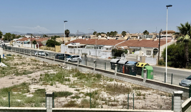 Odsprzedaż - Kamienica - Torrevieja - La Siesta - El Salado - Torreta