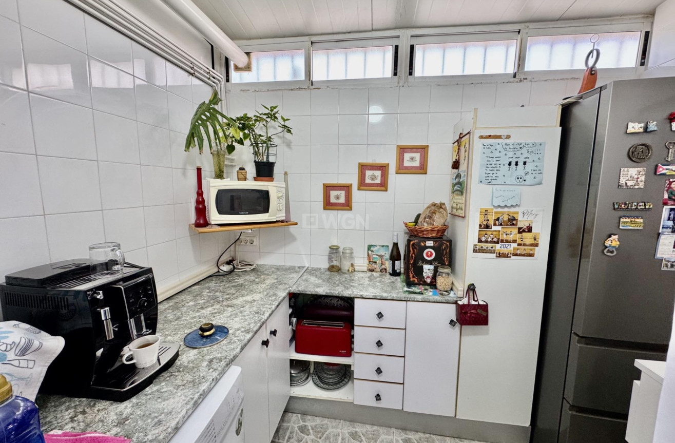 Odsprzedaż - Kamienica - Orihuela - Urbanización Perla Del Mar