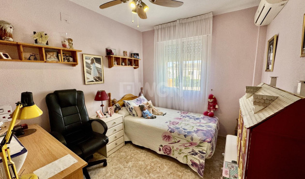 Odsprzedaż - Kamienica - Orihuela - Urbanización Perla Del Mar