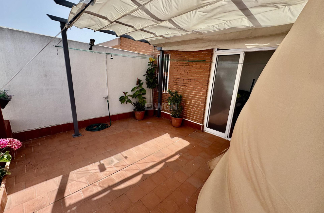 Odsprzedaż - Kamienica - Orihuela - Urbanización Perla Del Mar