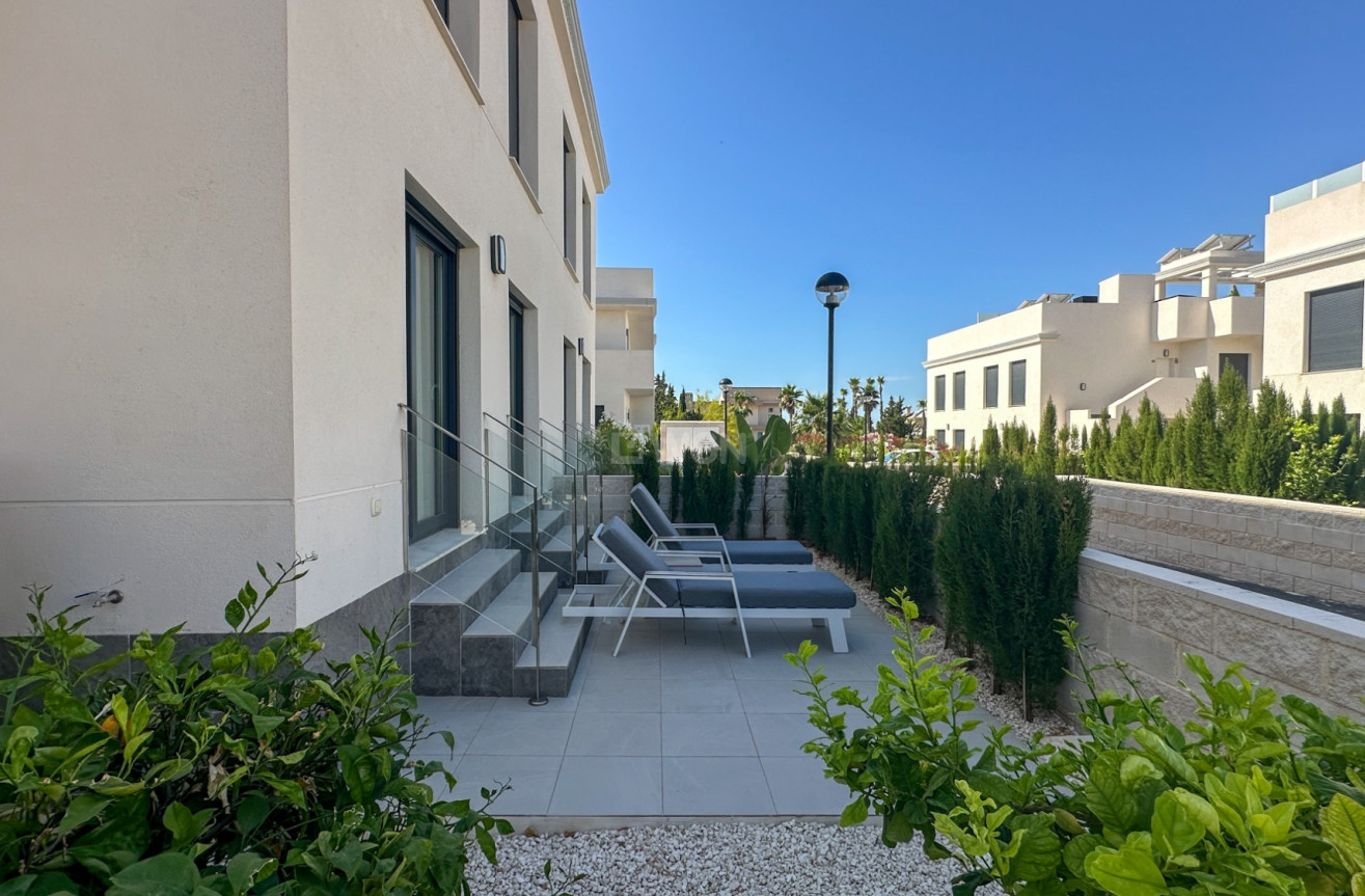 Odsprzedaż - Bungalow - Ciudad Quesada - Costa Blanca
