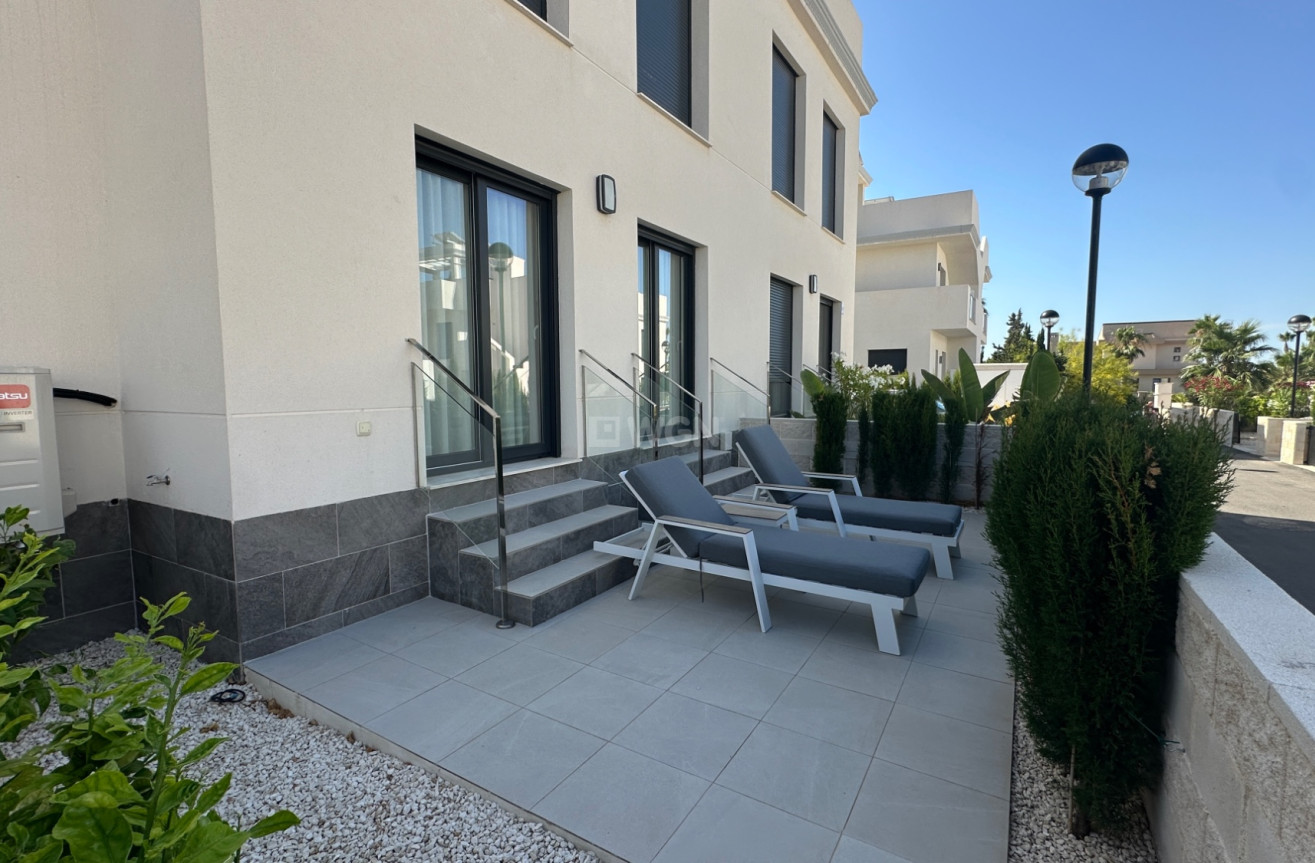 Odsprzedaż - Bungalow - Ciudad Quesada - Costa Blanca