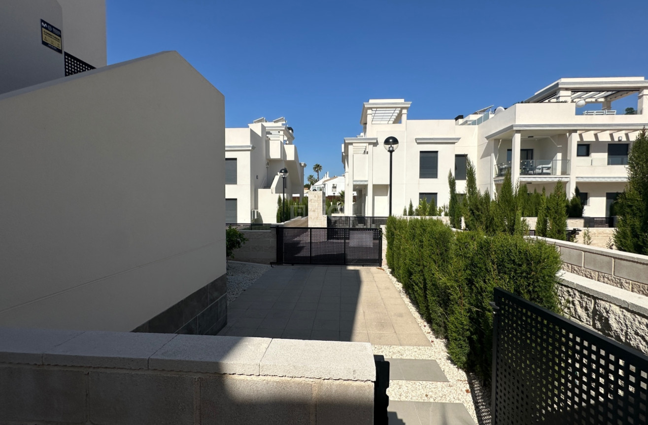 Odsprzedaż - Bungalow - Ciudad Quesada - Costa Blanca
