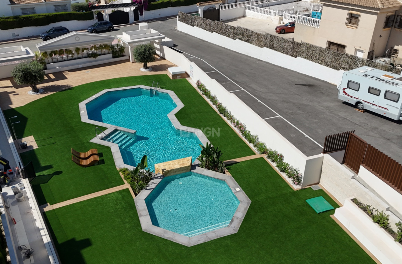 Odsprzedaż - Bungalow - Ciudad Quesada - Costa Blanca