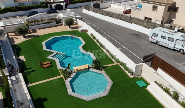 Odsprzedaż - Bungalow - Ciudad Quesada - Costa Blanca