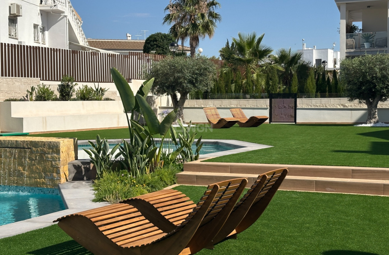 Odsprzedaż - Bungalow - Ciudad Quesada - Costa Blanca