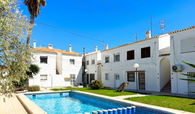 Odsprzedaż - Bungalow - Orihuela Costa - Costa Blanca