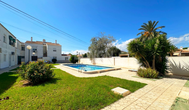 Odsprzedaż - Bungalow - Orihuela Costa - Costa Blanca