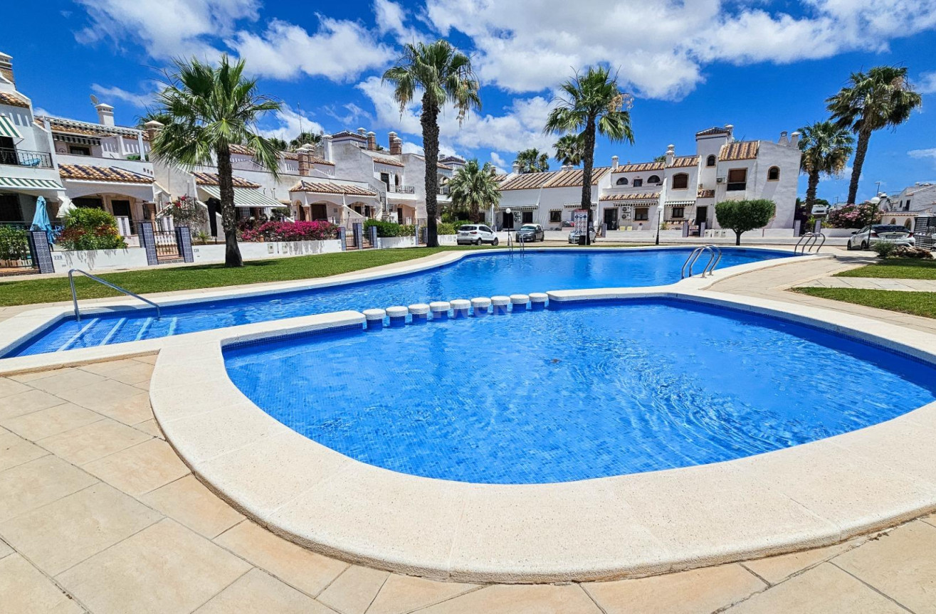 Reventa - Adosado - Orihuela Costa - PAU 8