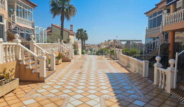 Odsprzedaż - Bungalow - Orihuela Costa - Los Altos