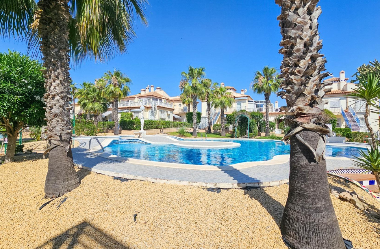 Odsprzedaż - Bungalow - Orihuela Costa - Los Altos