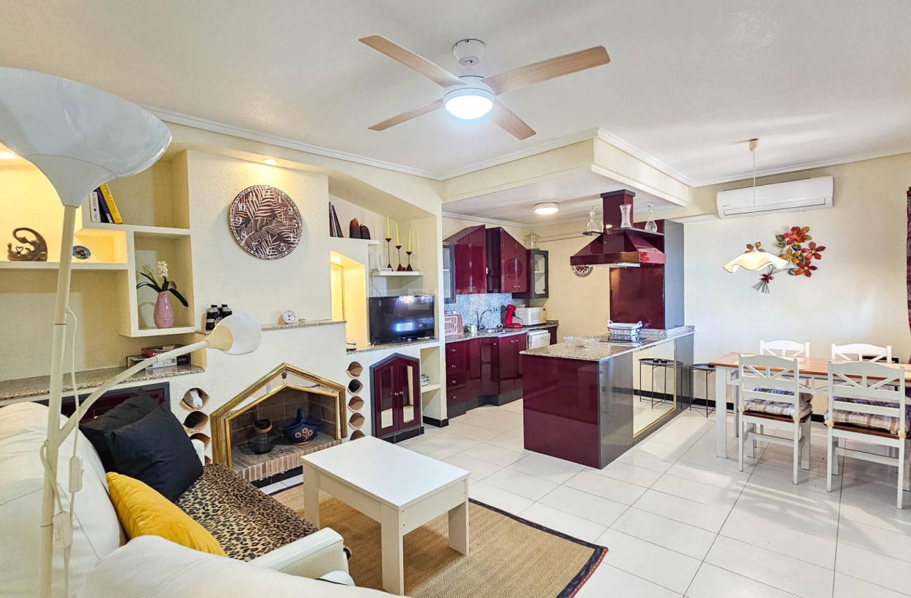 Odsprzedaż - Bungalow - Orihuela Costa - Los Altos