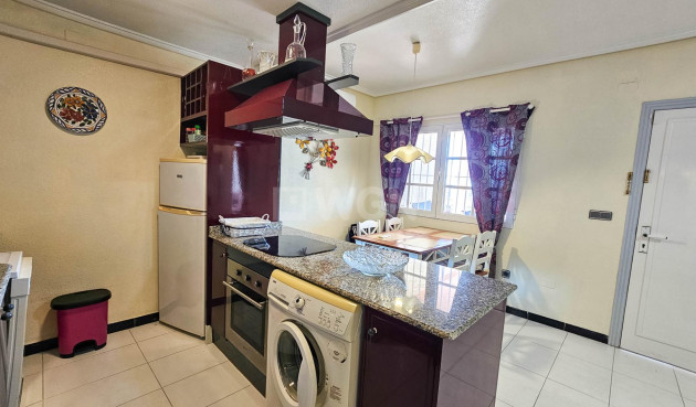 Odsprzedaż - Bungalow - Orihuela Costa - Los Altos