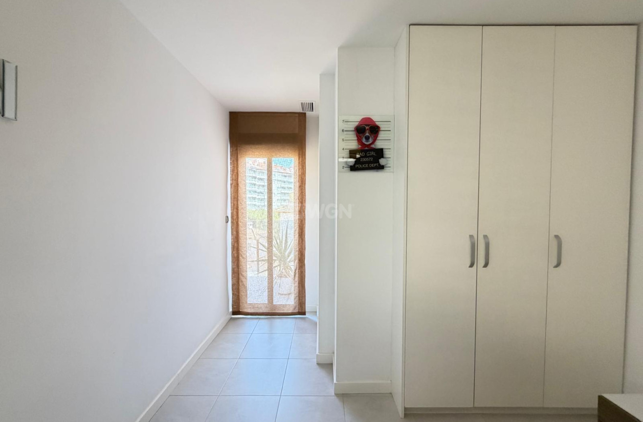 Odsprzedaż - Mieszkanie w bloku - Orihuela Costa - Altos De Campoamor