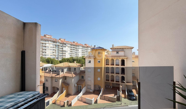 Odsprzedaż - Mieszkanie w bloku - Orihuela Costa - Altos De Campoamor