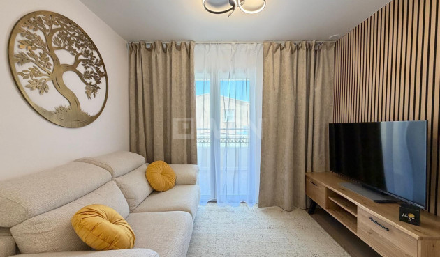 Odsprzedaż - Mieszkanie w bloku - Torrevieja - Nueva Torrevieja