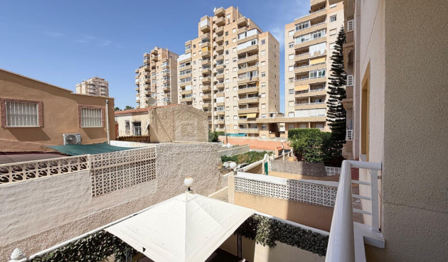 Odsprzedaż - Mieszkanie w bloku - Torrevieja - Nueva Torrevieja