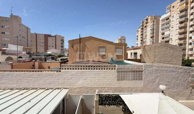 Odsprzedaż - Mieszkanie w bloku - Torrevieja - Nueva Torrevieja