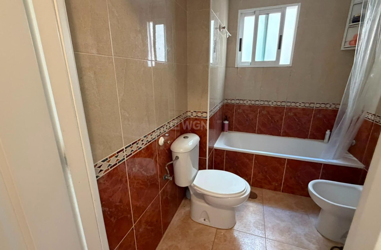 Wiederverkauf - Wohnung - Torrevieja - PARQUE DE LAS NACIONES