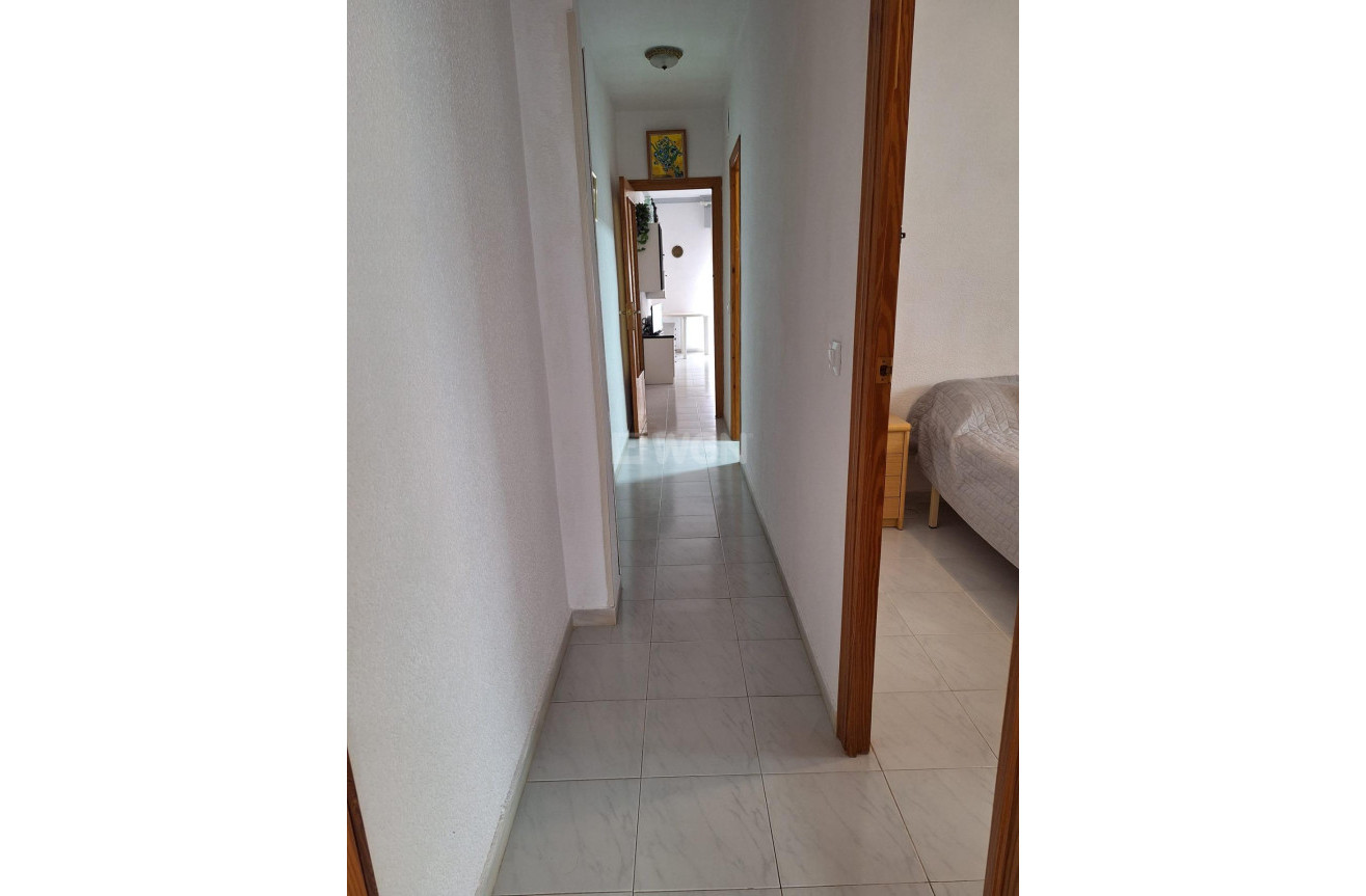 Odsprzedaż - Daszek - Torrevieja - Playa del Cura