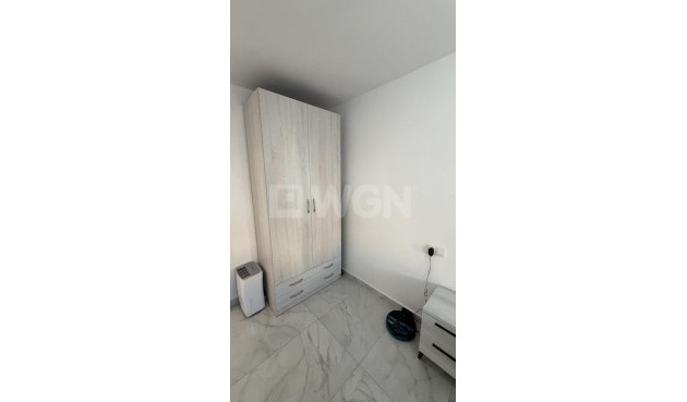 Odsprzedaż - Mieszkanie w bloku - Torrevieja - Curva Del Palangre