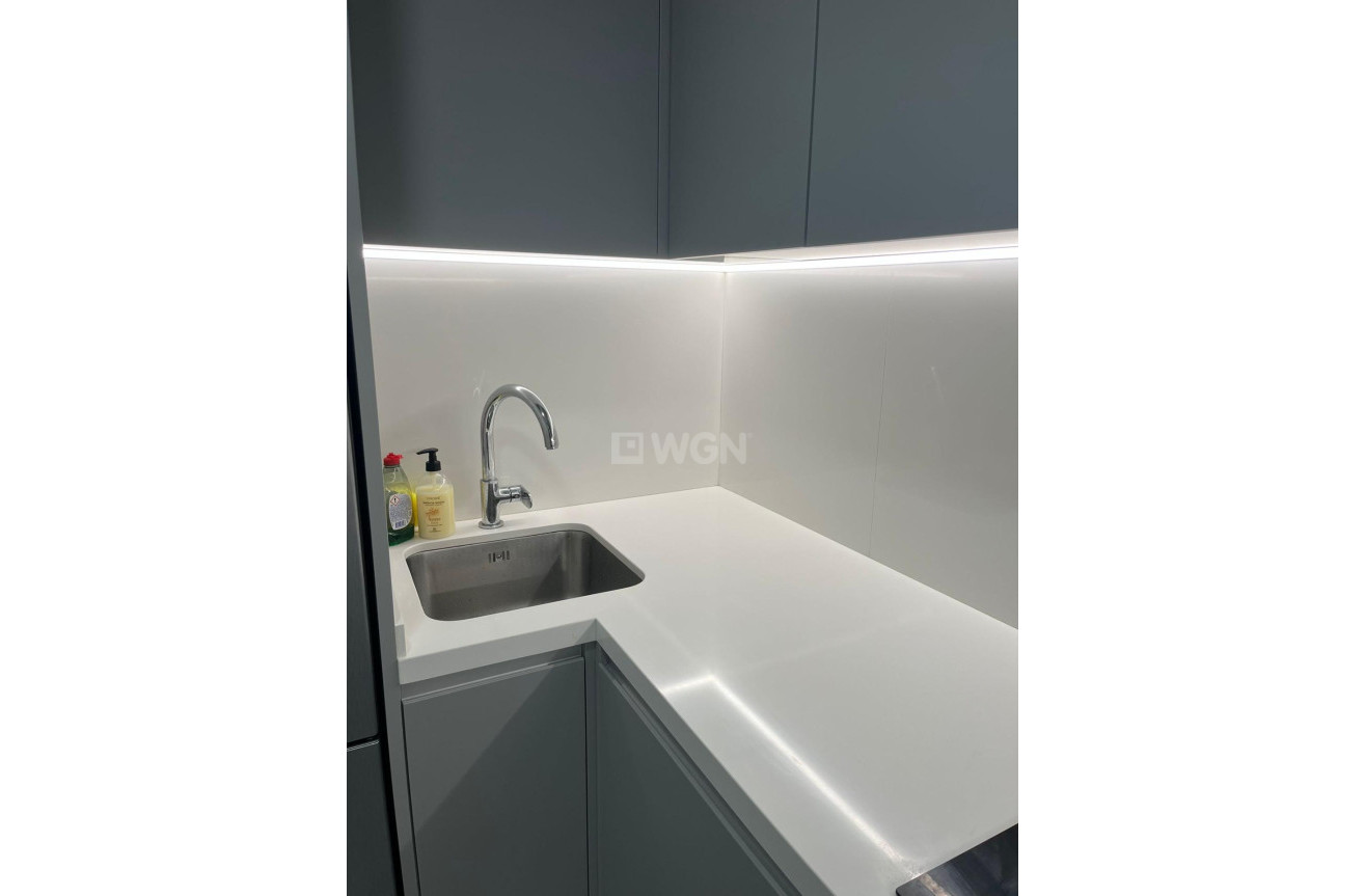Wiederverkauf - Wohnung - Torrevieja - Centro