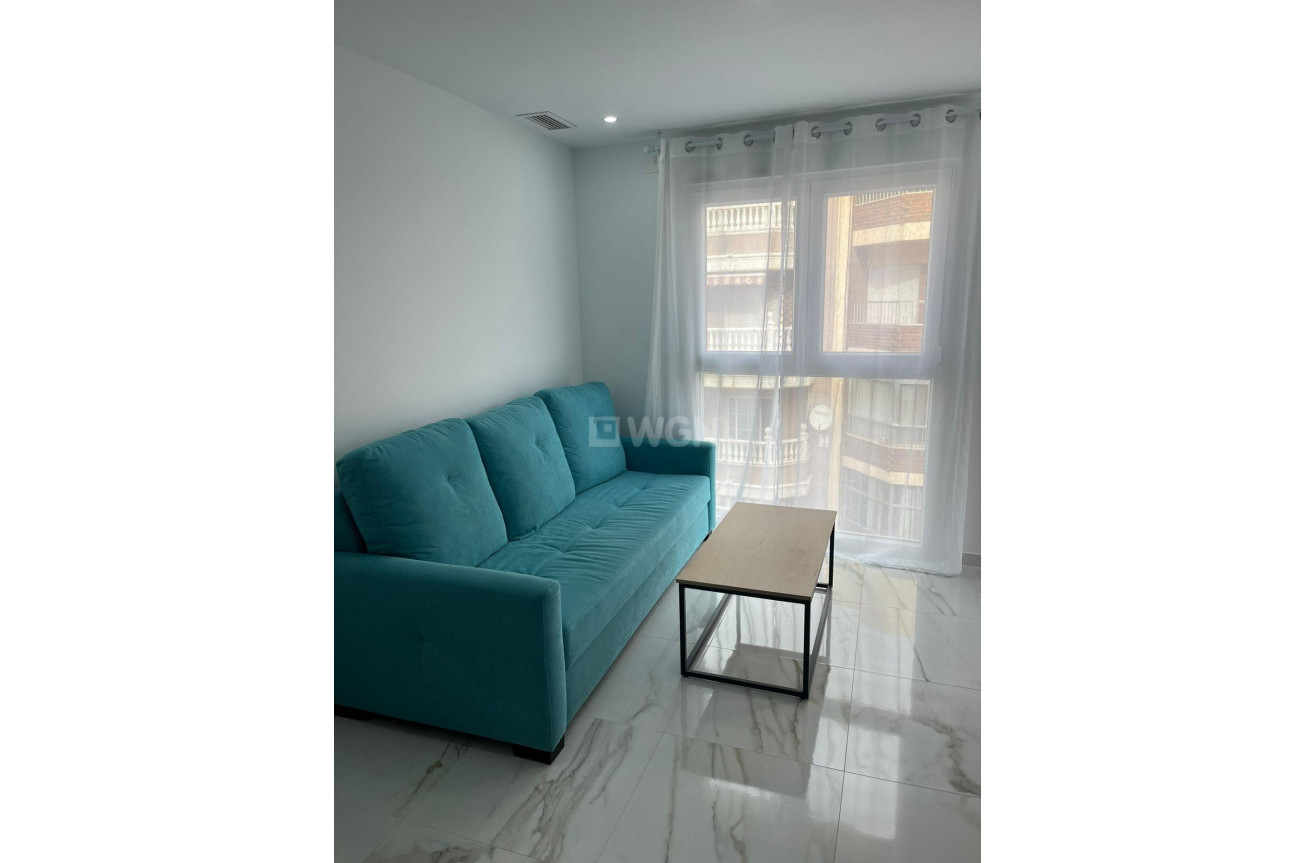 Wiederverkauf - Wohnung - Torrevieja - Centro