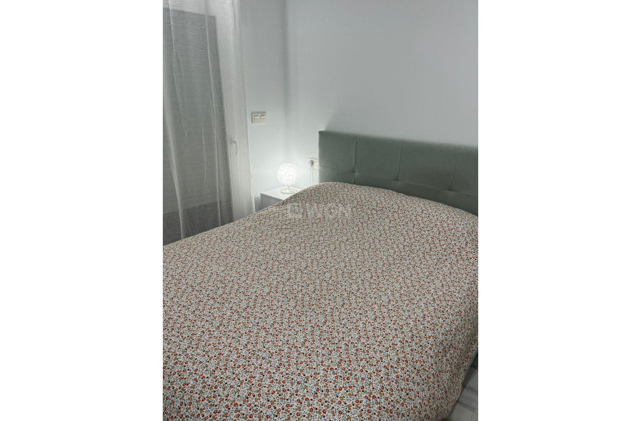 Wiederverkauf - Wohnung - Torrevieja - Centro