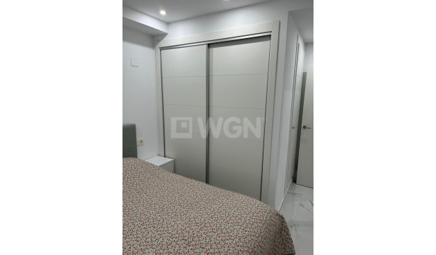 Wiederverkauf - Wohnung - Torrevieja - Centro