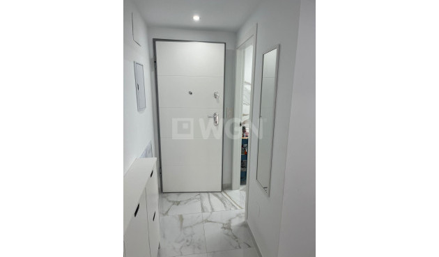 Wiederverkauf - Wohnung - Torrevieja - Centro
