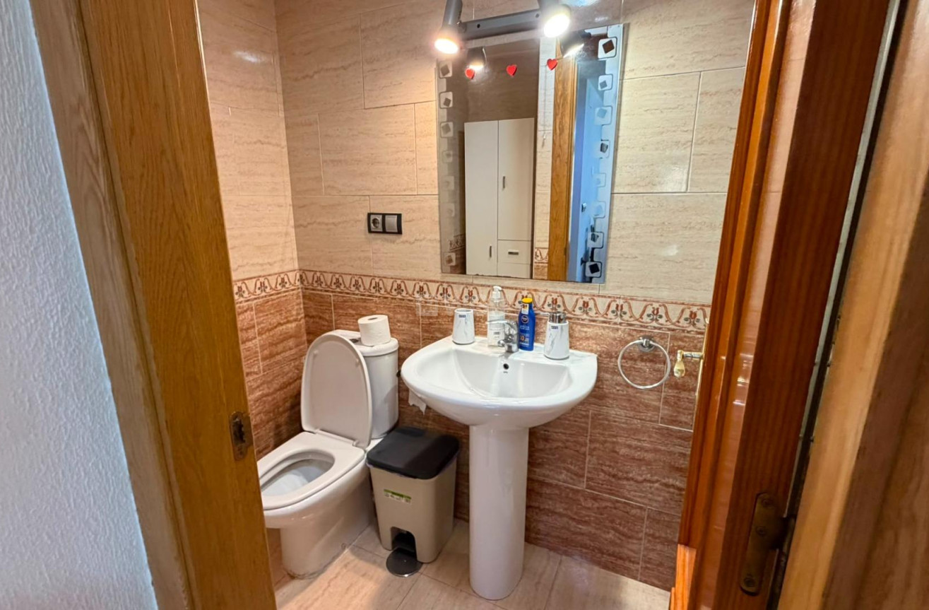 Resale - Apartment / flat - Torrevieja