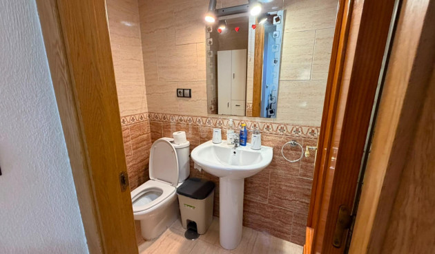 Resale - Apartment / flat - Torrevieja