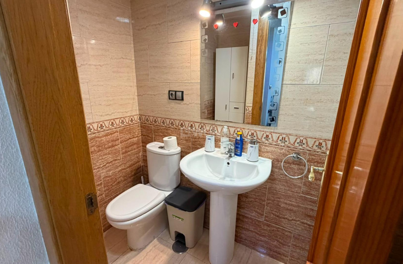 Resale - Apartment / flat - Torrevieja