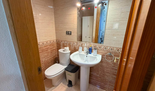 Resale - Apartment / flat - Torrevieja