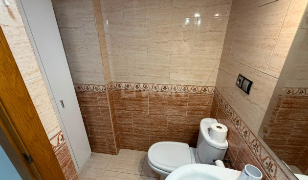 Resale - Apartment / flat - Torrevieja