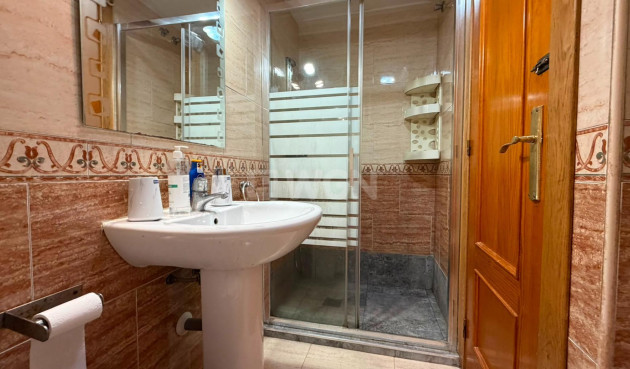 Resale - Apartment / flat - Torrevieja