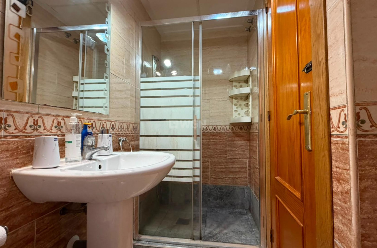 Resale - Apartment / flat - Torrevieja