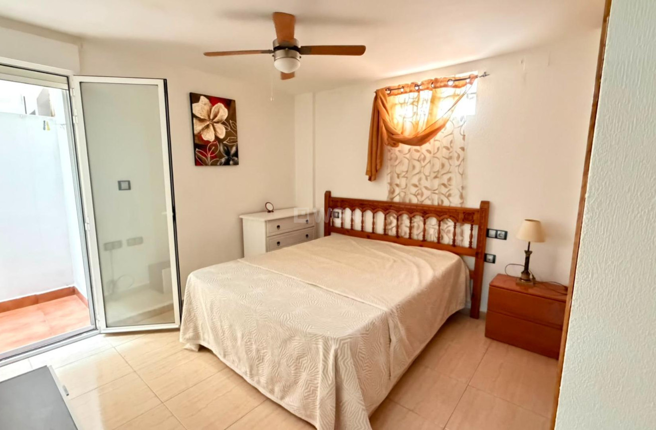Resale - Apartment / flat - Torrevieja