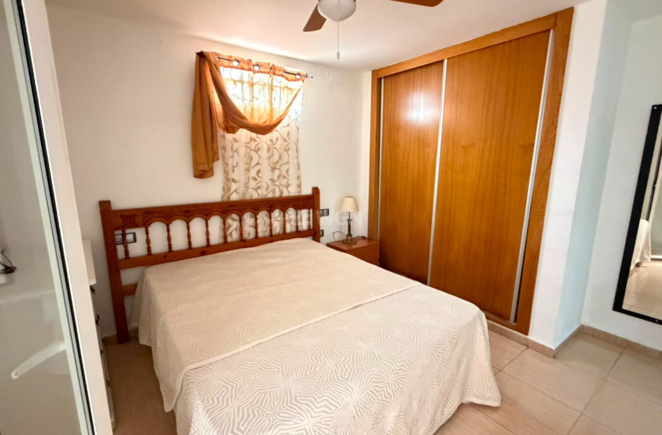 Resale - Apartment / flat - Torrevieja