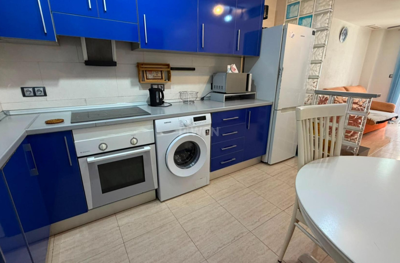 Resale - Apartment / flat - Torrevieja